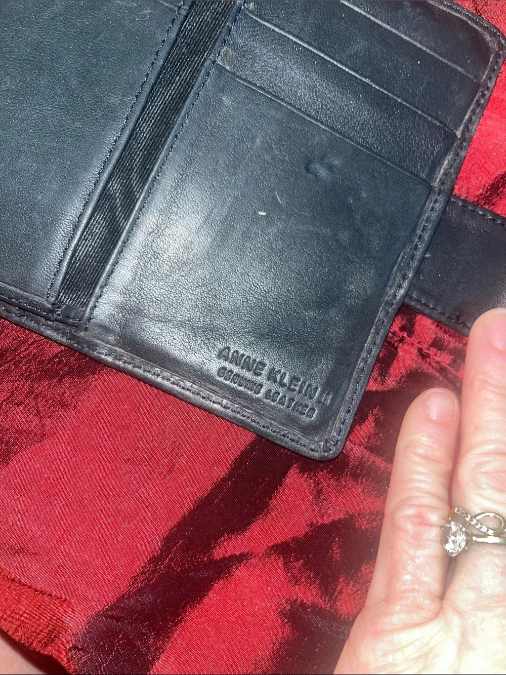 Vintage  Anne Klein Black Leather Wallet with Gold-Tone AK Logo 15